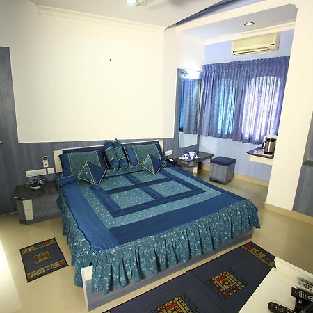 Sea Queen Hotel Кожикоде Экстерьер фото